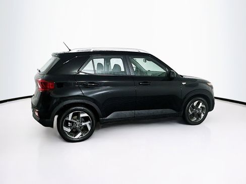 Used 2023 Hyundai Venue SEL image 10