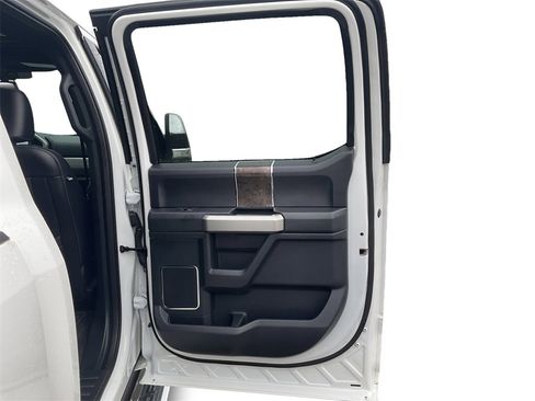 Used 2022 Ford F250 Lariat w/ Lariat Ultimate Package image 14