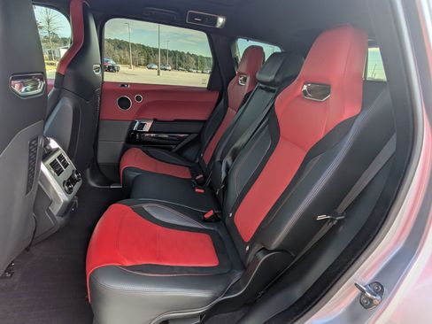 Used 2022 Land Rover Range Rover Sport SVR image 26