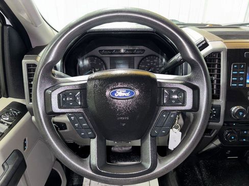 Used 2017 Ford F250 XL w/ Power Equipment Group AWD/4WD image 18
