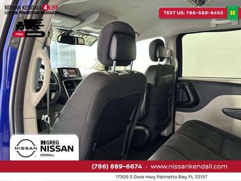 Used 2019 Dodge Grand Caravan SE image 28