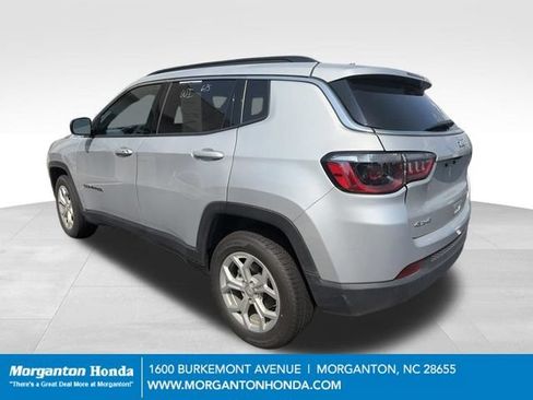 Used 2024 Jeep Compass Latitude AWD/4WD image 6