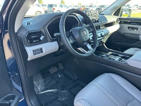 New 2025 Honda Pilot EX-L image 14