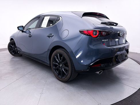 Used 2023 MAZDA MAZDA3 s FWD image 2
