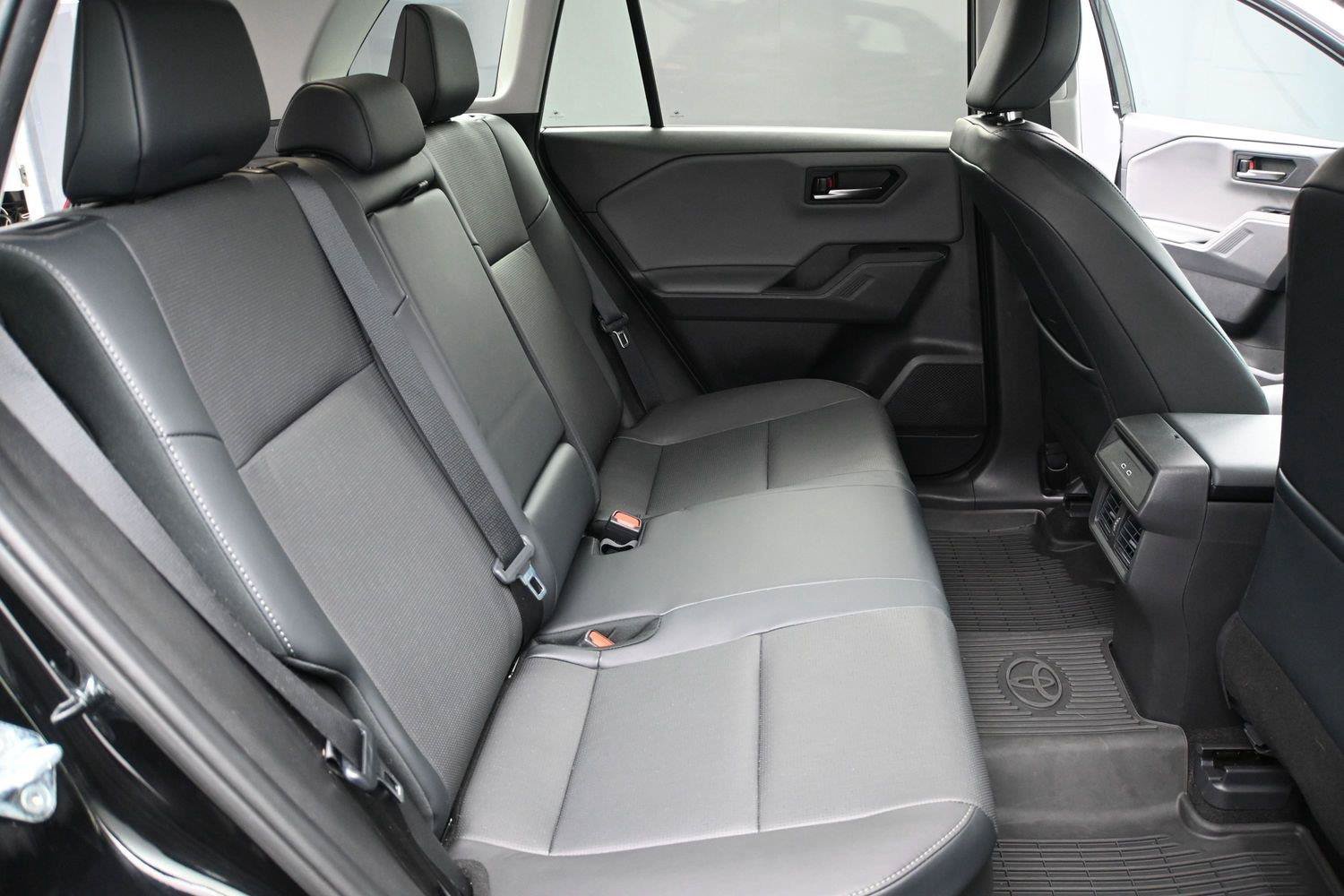Used 2026 Toyota RAV4 XLE Premium w/ Panoramic Sun Roof Package AWD/4WD image 16