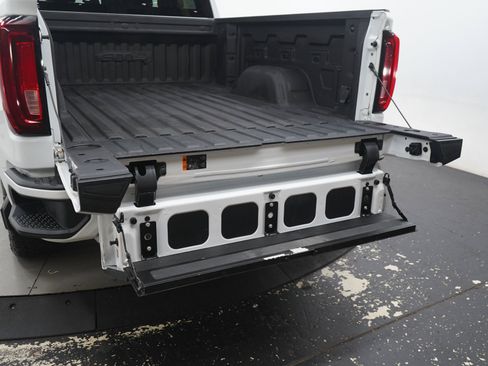 Used 2021 GMC Sierra 1500 AT4 AWD/4WD image 17