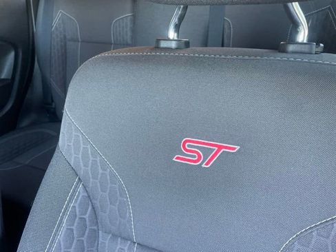 Used 2018 Ford Fiesta ST FWD image 19