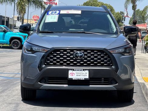 Certified 2025 Toyota Corolla Cross LE FWD image 11