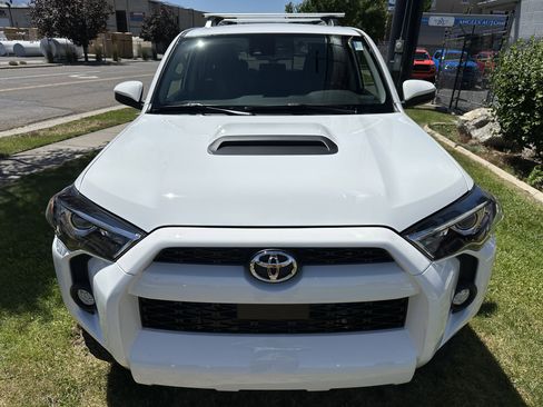 Used 2023 Toyota 4Runner SR5 image 11