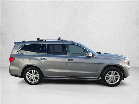 Used 2015 Mercedes-Benz GL 450 4MATIC image 4