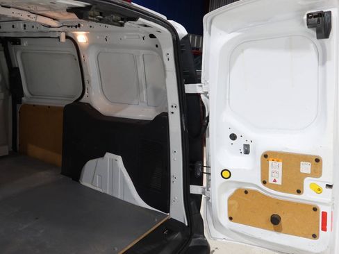 Used 2016 Ford Transit Connect XL FWD image 16