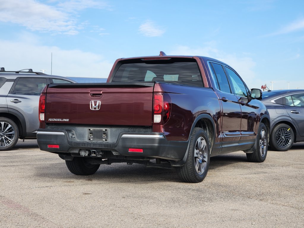 Used 2018 Honda Ridgeline RTL-T image 3