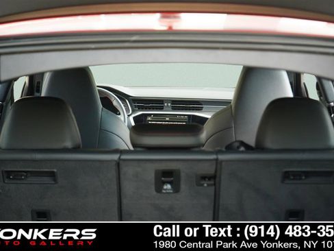 Used 2022 Audi RS 6 image 53