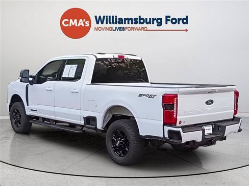 Used 2023 Ford F250 XLT w/ XLT Premium Package AWD/4WD image 3