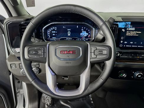 Certified 2023 GMC Sierra 1500 Elevation image 12