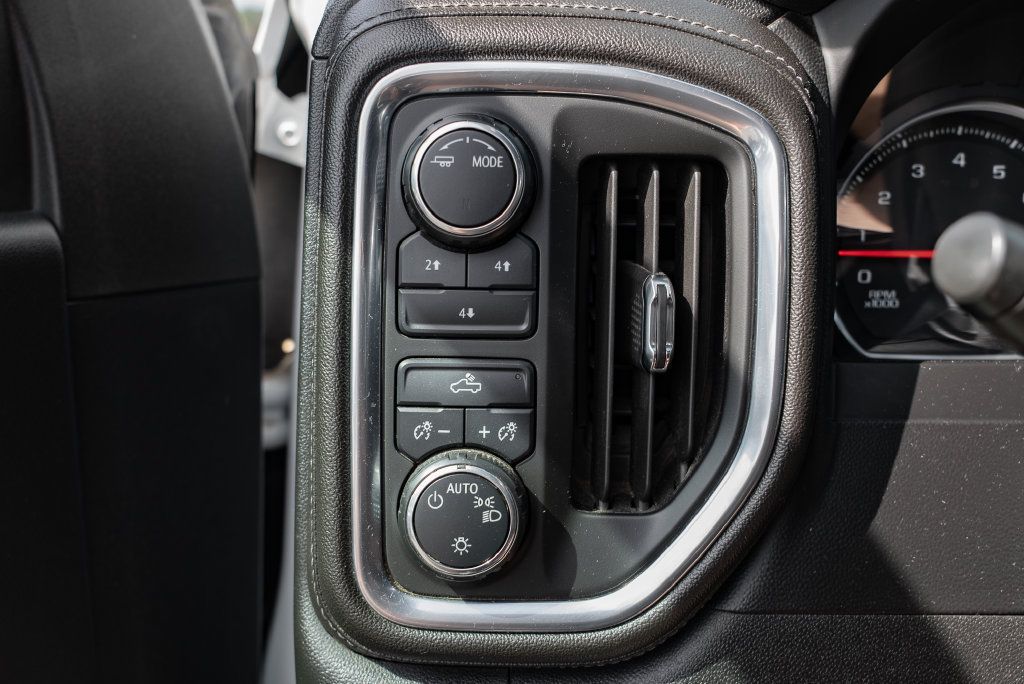 Used 2020 Chevrolet Silverado 3500 LT w/ Fleet Comfort Package AWD/4WD image 20