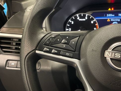 Used 2025 Nissan Altima 2.5 SV AWD/4WD image 25