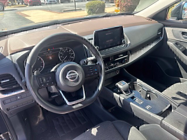 Used 2021 Nissan Rogue SV FWD image 14
