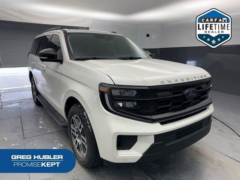 New 2026 Ford Expedition Active image 1