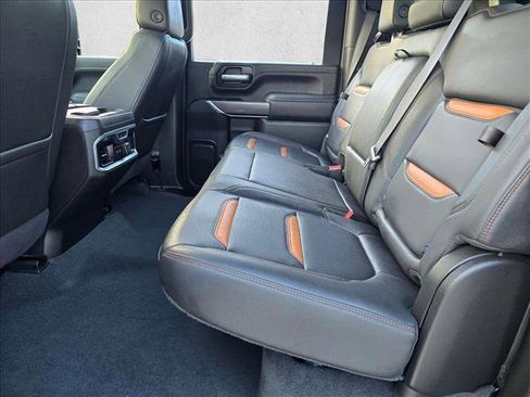 Used 2021 GMC Sierra 2500 AT4 w/ AT4 Premium Plus Package AWD/4WD image 17