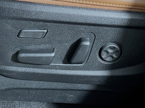 Used 2025 Kia Telluride SX Prestige X-Line image 16