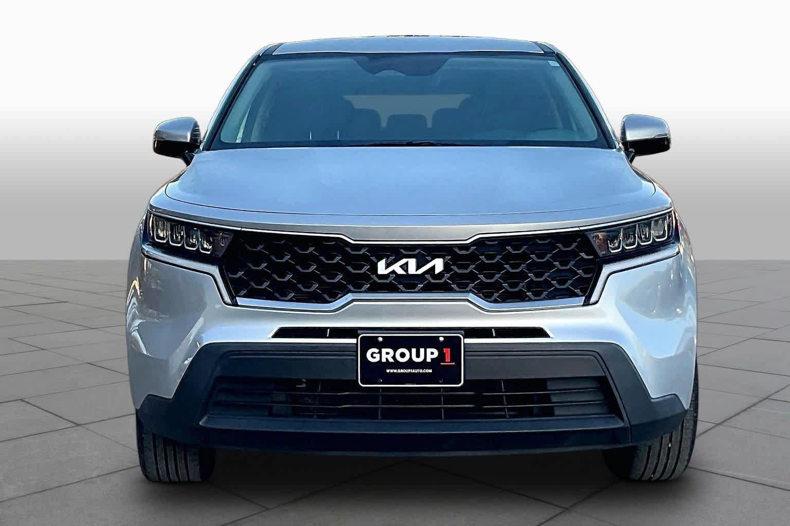 Used 2022 Kia Sorento LX AWD/4WD image 4