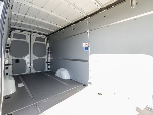 New 2026 Mercedes-Benz Sprinter 2500 image 29