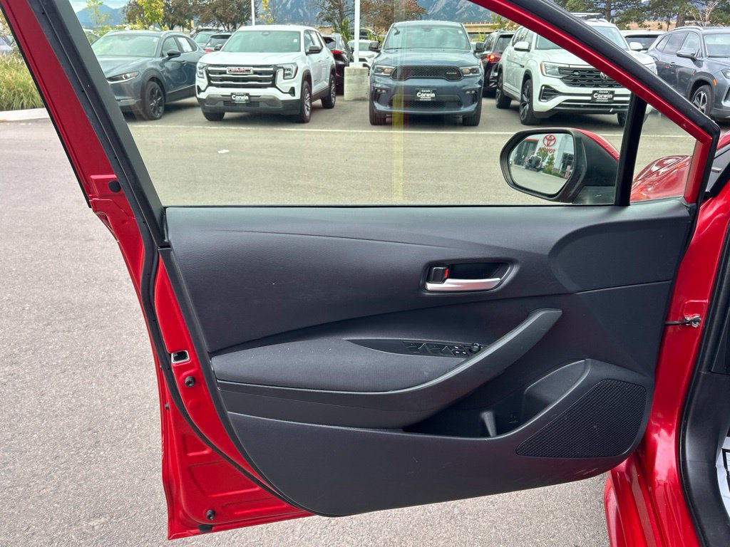 Used 2021 Toyota Corolla LE w/ Carpet Mat Package (TMS) FWD image 20