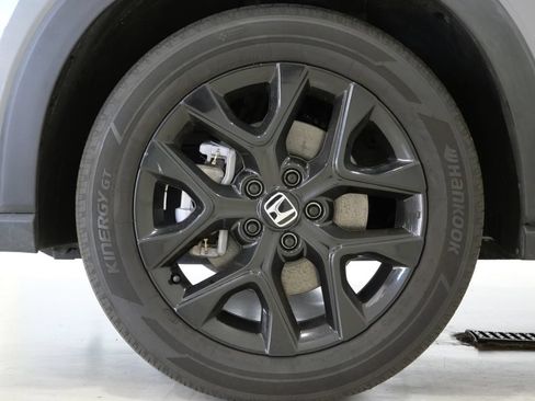 Used 2025 Honda HR-V Sport image 9