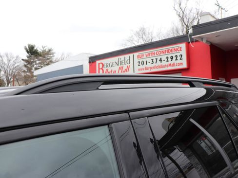 Used 2020 Ford Explorer XLT w/ Comfort Package image 59