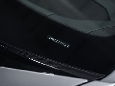 Used 2023 Lamborghini Huracan Tecnica RWD image 38