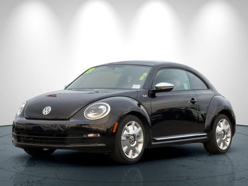 Used 2013 Volkswagen Beetle 2.5 Fender image 8