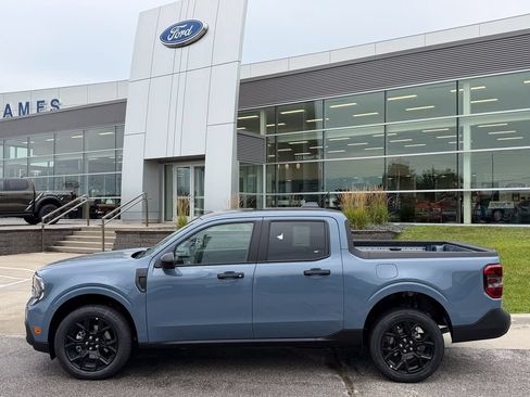 New 2026 Ford Maverick XLT w/ XLT Luxury Package AWD/4WD image 3
