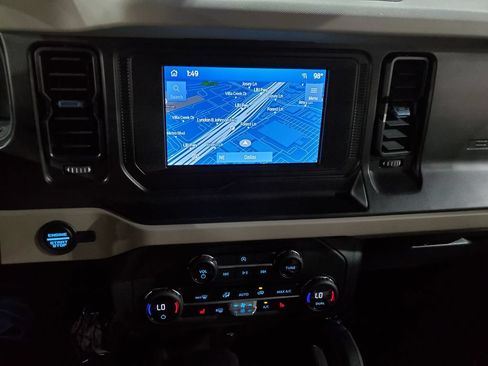 Used 2023 Ford Bronco Wildtrak AWD/4WD image 28