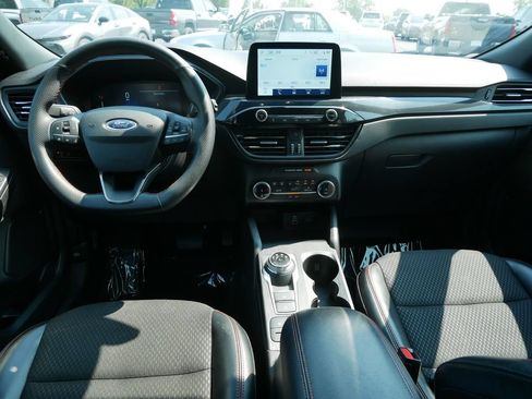 Used 2025 Ford Escape ST-Line AWD/4WD image 13