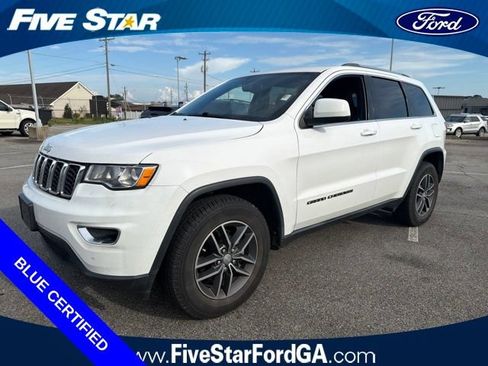Used 2018 Jeep Grand Cherokee Laredo AWD/4WD image 7