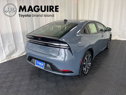 New 2026 Toyota Prius Plug-In Hybrid FWD image 28