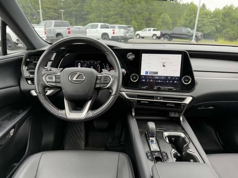 Used 2023 Lexus RX 350 Premium image 8