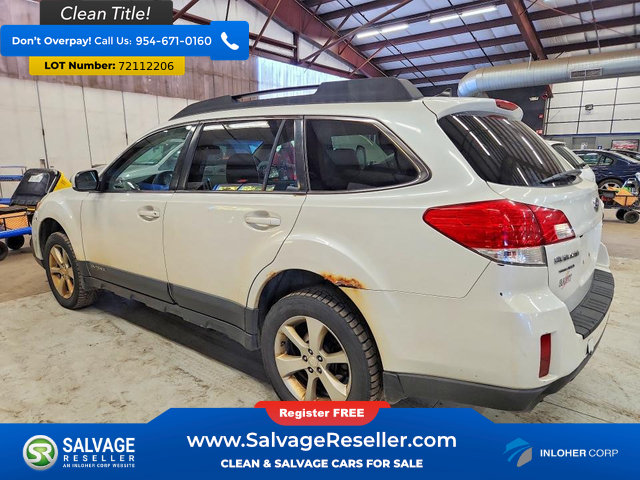 Used 2013 Subaru Outback 2.5i Limited w/ Moonroof Pkg AWD/4WD image 3