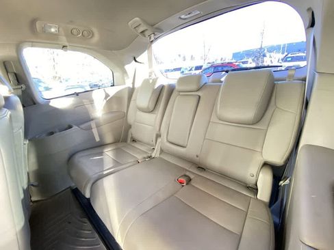 Used 2016 Honda Odyssey Touring image 19