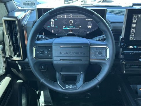 New 2025 GMC Hummer EV 3X image 8