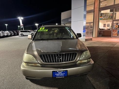 Used 1999 Lexus RX 300 w/ Limited Pkg FWD image 3