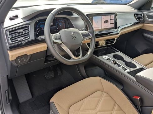 New 2026 Volkswagen Atlas Cross Sport SE image 16