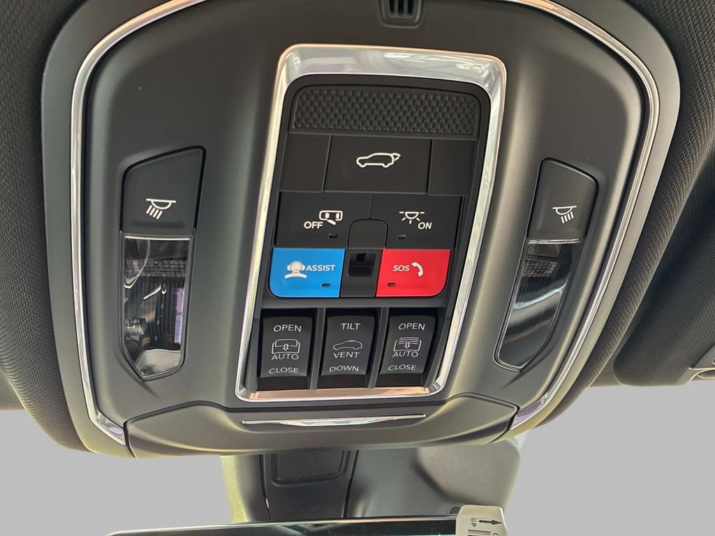 New 2026 Jeep Grand Cherokee Limited AWD/4WD image 18