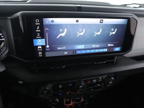 Used 2025 Jeep Wrangler Unlimited Sport S 4xe AWD/4WD image 23