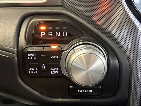 Used 2019 RAM 1500 Limited AWD/4WD image 35