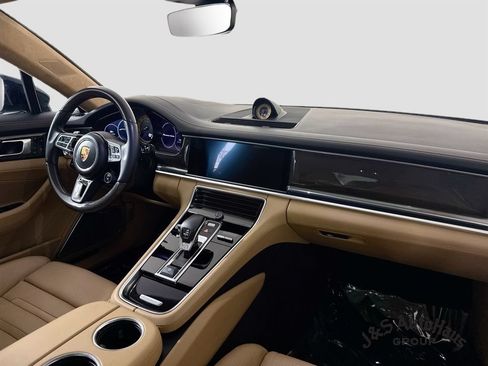 Used 2019 Porsche Panamera Turbo w/ Assistance Package AWD/4WD image 31