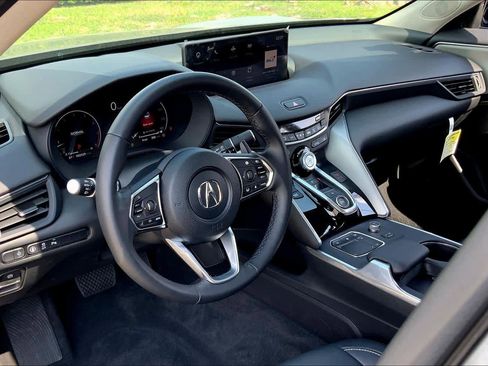 Used 2025 Acura TLX w/ Technology Package image 17