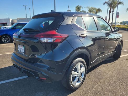 Used 2024 Nissan Kicks S FWD image 4