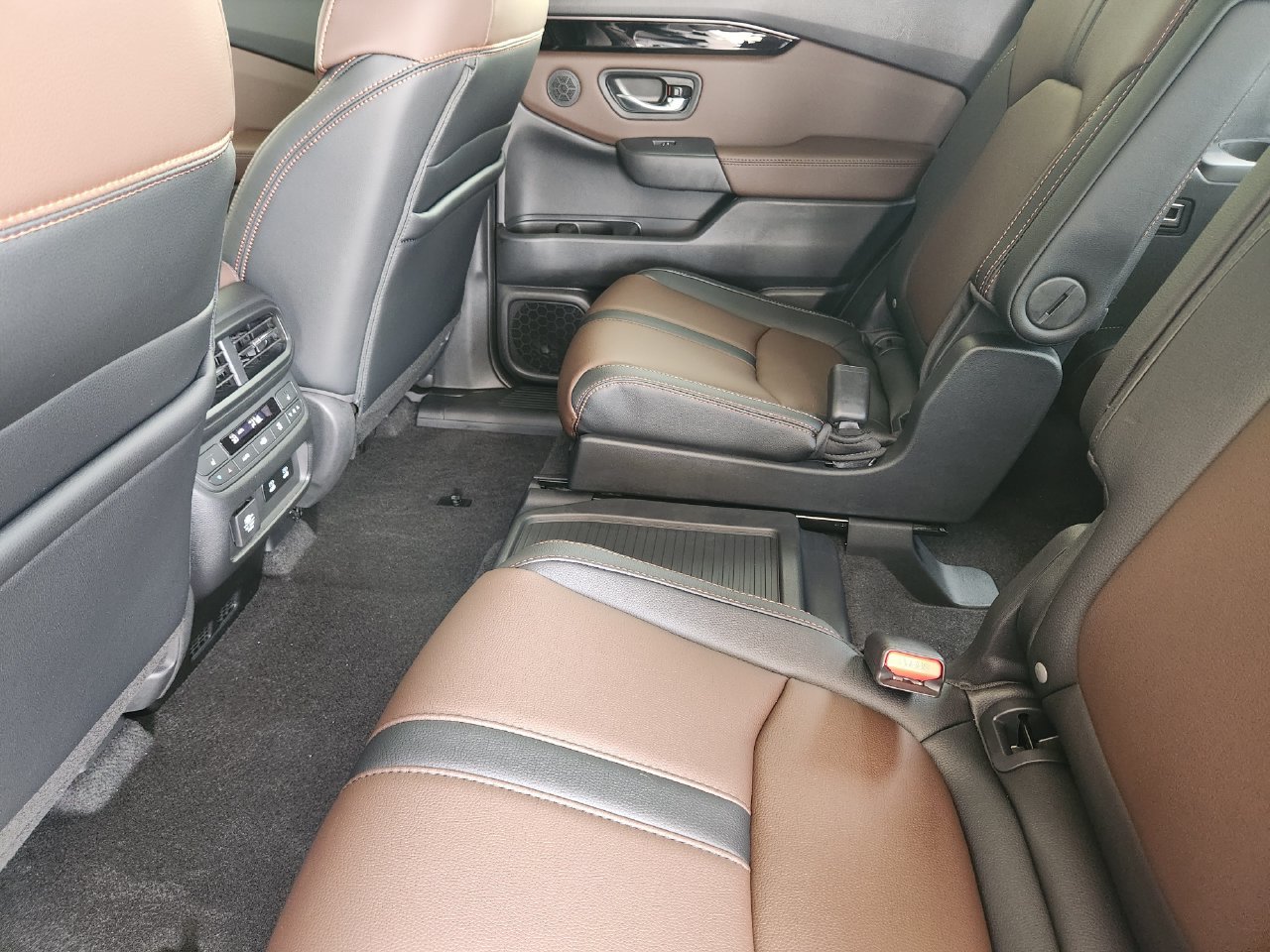 New 2026 Honda Pilot TrailSport image 19